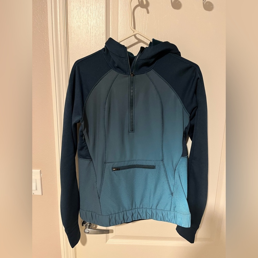 Lululemon hoodie size 8